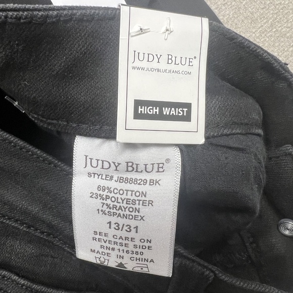 Judy Blue Jeans Womens 13/31 Black High Waist Wide Crop Raw Hem Denim Stretch - Picture 7 of 9